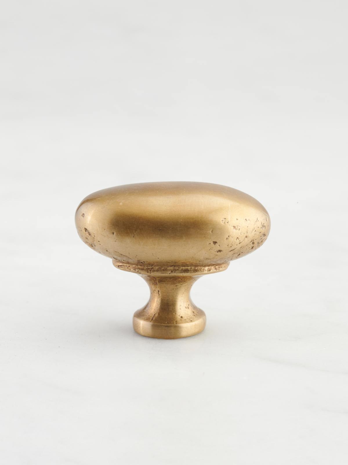 Aged Brass Knobs deVOL Kitchens